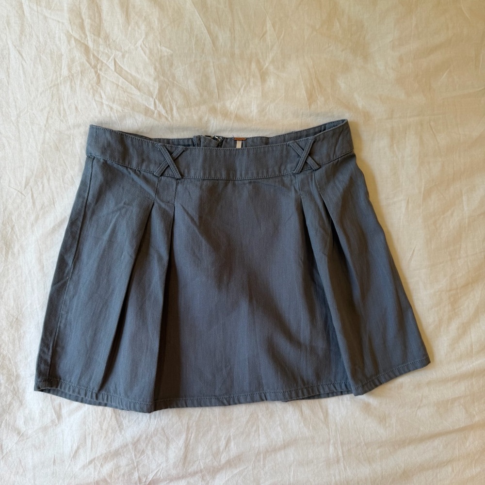 Free People 100% Cotton Gray Pleated Mini Skirt Size M